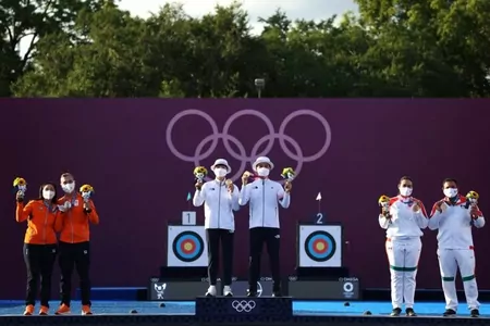 Сборная Южной Кореи завоевала золото Олимпиады-2020 в миксте в стрельбе из лука