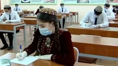 Вступительные экзамен­ы в вузы Туркменистан­а продолжаются