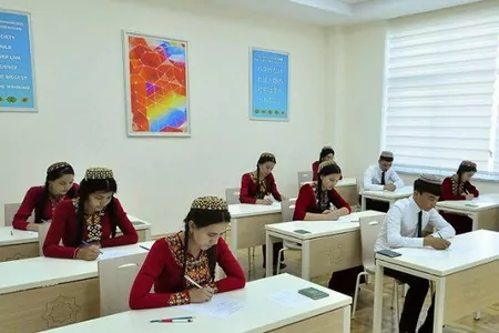 В Туркменистане стартовали вступительные экзамены в вузы