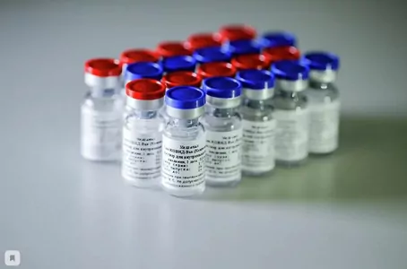 Россия подала в ВОЗ заявку на сертификацию вакцины «Спутник V»