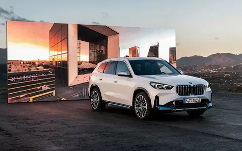 BMW представила X1 нового поколения