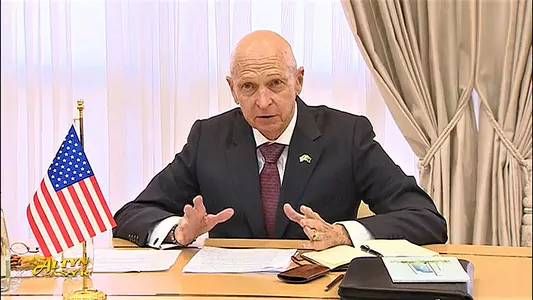 Рашид Мередов и посол США Мэттью Климоу рассмотрели ряд проектов в области безопасности