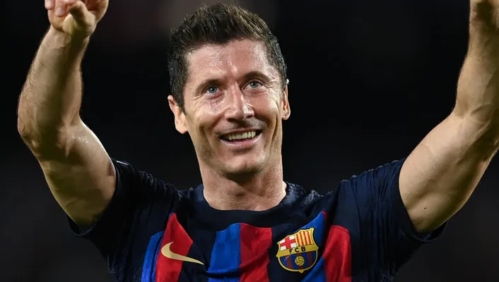 UEFA Çempionlar ligasynyň hepdäniň dowamyndaky iň gowy oýunçylarynyň adyny aýtdy