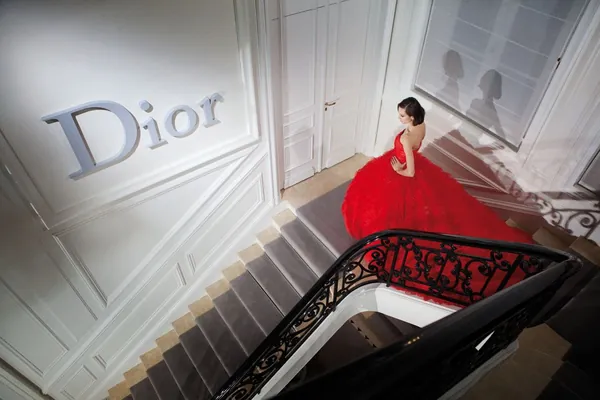 “Dior” moda öýi ekologiýa baýragyna mynasyp boldy