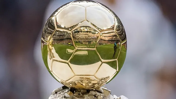 Сегодня станет известен обладатель "Золотого мяча" 2022 года