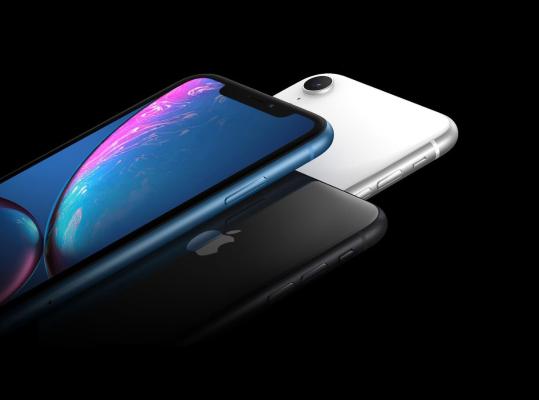 Apple отложила производство флагманских моделей iPhone