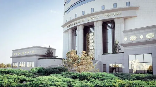 Türkmenistanyň biržasynda 22 mln 372 müň dollarlyk 47 geleşik baglaşyldy