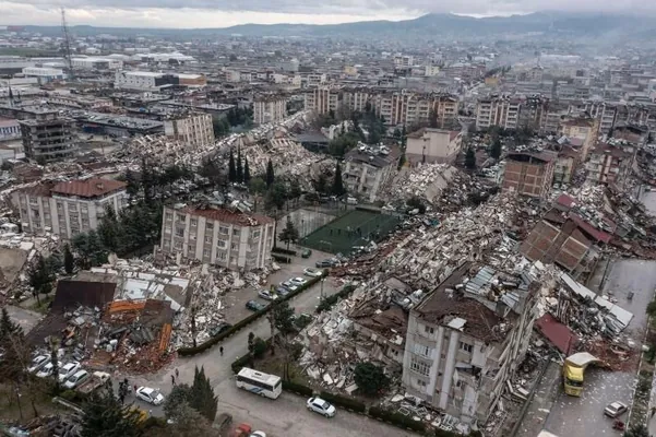 Pidalaryň sany artýar: Türkiýede we Siriýada ýer titremeleriniň pidalary barada maglumat (täzelendi)