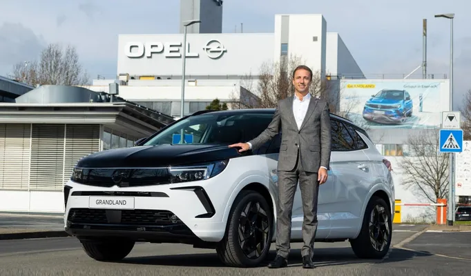 Opel Grandland 2024 будет полностью электрическим