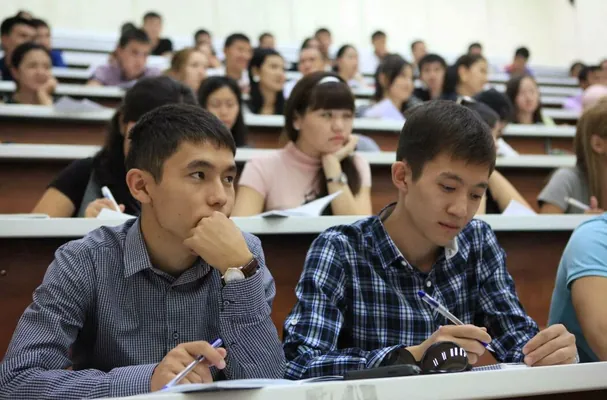 Казахстан предоставил для иностранных студентов 550 квот