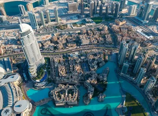 Bloomberg: Milliarderler gozgalmaýan emlägi Londona garanyňda, Dubaýdan has ýygy satyn alyp başladylar