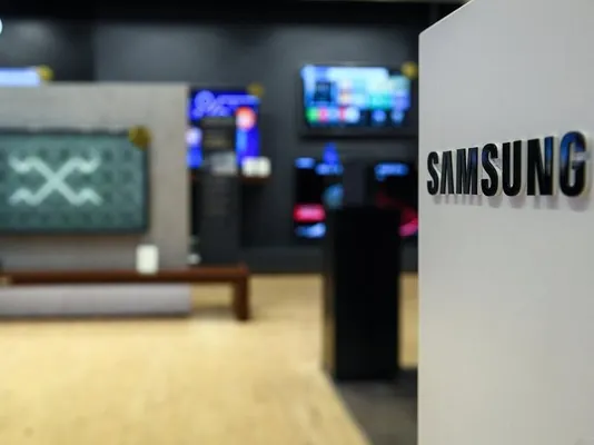 Операционная прибыль Samsung Electronics в I квартале упала почти на 96%