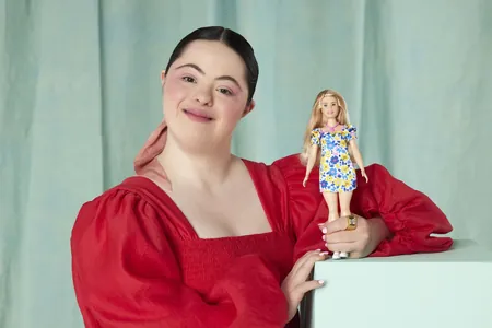 Mattel kompaniýasy Daun keselli dünýäde ilkinji Barbi gurjagyny hödürledi