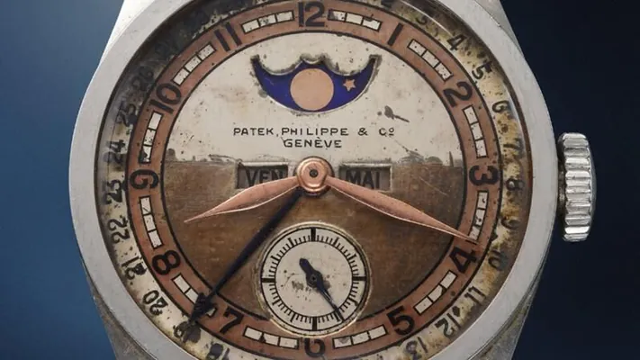 На аукционе в Гонконге продали часы последнего китайского императора. Их оценили в $6,2 млн