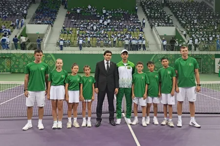 Юные туркменские теннисисты и теннисистки завоевали серебро и бронзу первенства ЦА