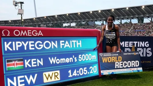 Кенийка Фейт Кипьегон установила мировой рекорд в беге на 5000 метров