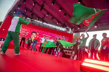 Туркменские гонщики заняли второе и третье места Международного ралли «Шелковый путь»