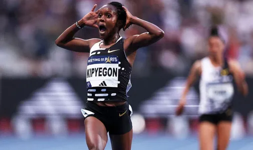 Кенийская легкоатлетка Кипьегон побила мировой рекорд в беге на милю