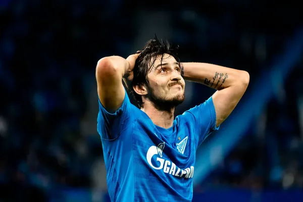 «Zenit» Azmuny yzyna gaýtarmak üçin gepleşikleri geçirýär