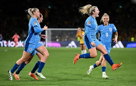 В финале женского чемпионата мира по футболу сыграют сборные Испании и Англии