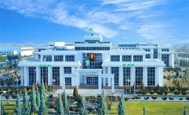 Türkmenistanyň Döwlet energetika institutynyň çäklerinde goşmaça täze okuw binasy, umumy ýaşaýyş jaýy gurlar