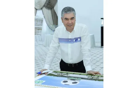 Gurbanguly Berdimuhamedow Arkadag şäherinde gurluşygyna başlanan binalardaky işleriň ýagdaýy bilen tanyşdy