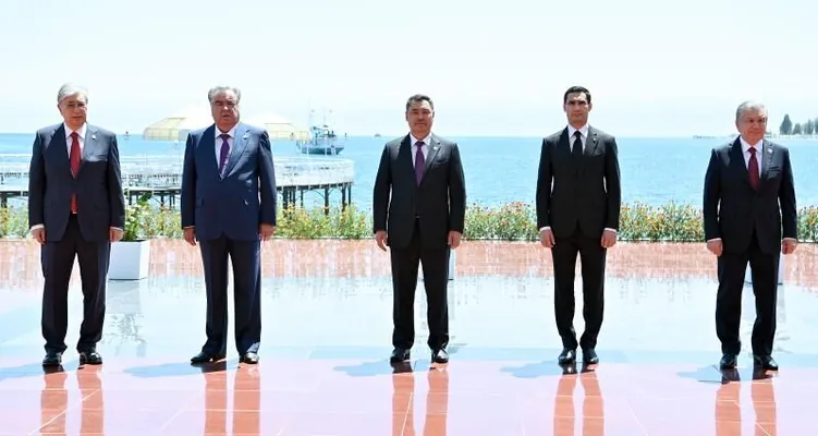 Канцлер Германии Олаф Шольц проведет переговоры с главами пяти стран Центральной Азии