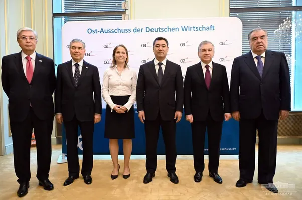 Türkmenistan «Сlaas» kompaniýasynyň täjirçilik teklibini amala aşyrmak meselelerine girişmäge taýýar