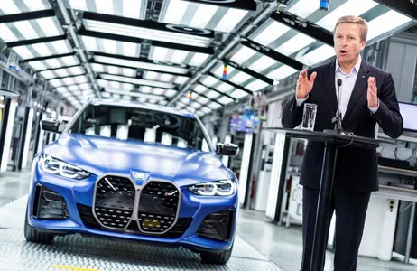 BMW продлила контракт с гендиректором Оливером Ципсе до 2026 года