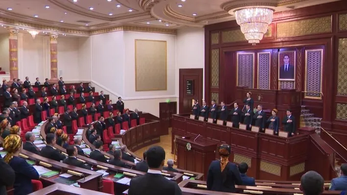 Меджлис Туркменистана одобрила и приняла законодательные акты
