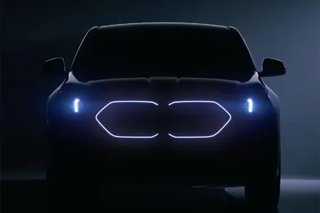 BMW показала новый кроссовер X2