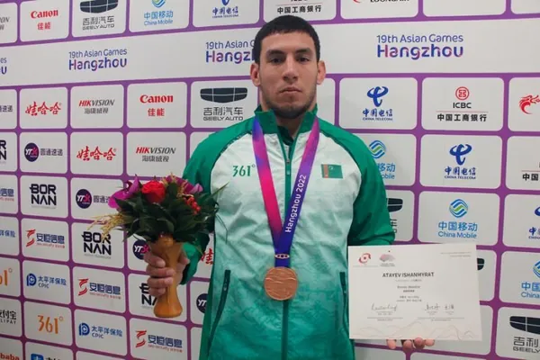 Işanmyrat Ataýew Aziýa oýunlarynda Türkmenistana nobatdaky medaly gazanyp berdi