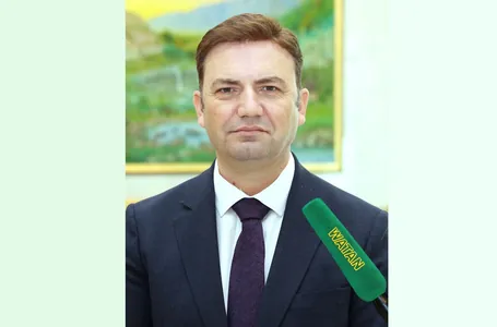 Serdar Berdimuhamedow Demirgazyk Makedoniýanyň daşary işler ministrini kabul etdi