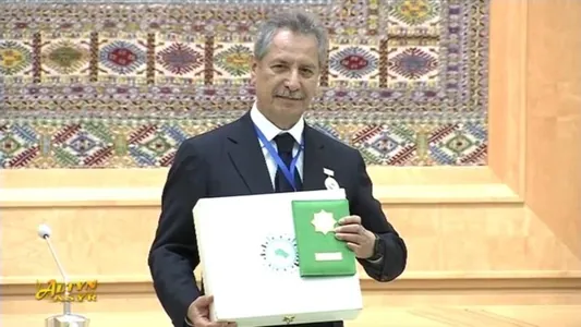 Daşary ýurt raýatlary Türkmenistanyň «Arkadag» medaly bilen sylaglandy