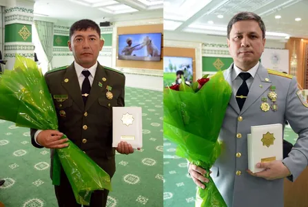 Türkmenistanyň iki sany raýatyna at gazanan itşynas ady berildi