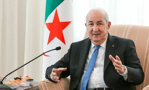 Türkmenistanyň Prezidenti Alžiriň Prezidentini Ynkylap güni bilen gutlady
