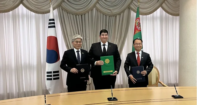 Türkmenistan we Koreýa Respublikasy Aşgabatda birnäçe ikitaraplaýyn resminamalara gol çekdiler
