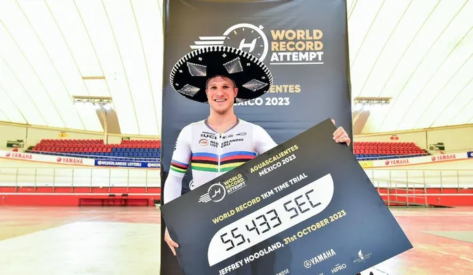 Нидерландец Джеффри Хогланд установил мировой рекорд на велотреке