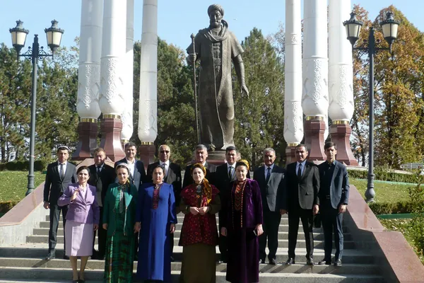 Özbegistanda Türkmenistanyň Medeniýet günleri geçirildi