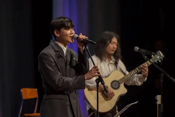 Koreýanyň «ONDO» topary Aşgabatda konsert berdi