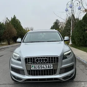 Audi Q7 2011