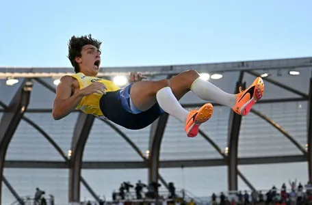 Dýuplantis we Assefa World Athletics-iň garaýşy boýunça ýylyň türgenleri boldular