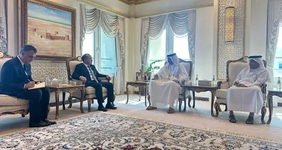 Посол Туркменистана встретился с госминистром внутренних дел Катара