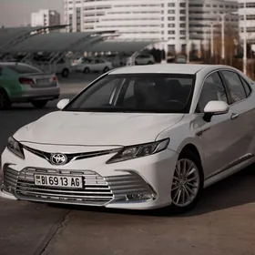 Toyota Camry 2018