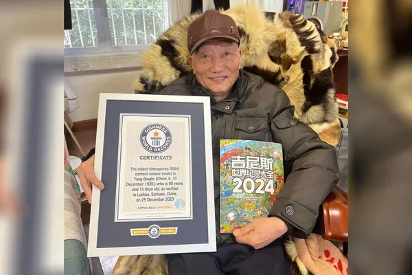 88-летний китаец стал старейшим в мире блогером по видеоиграм