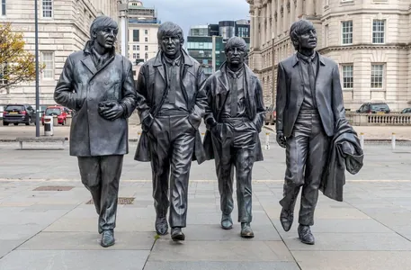 Написанная во время тура в Японии картина The Beatles продана за $1,7 млн
