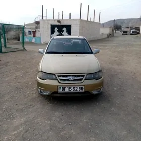 Daewoo Nexia 2010