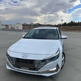 Hyundai Elantra 2021