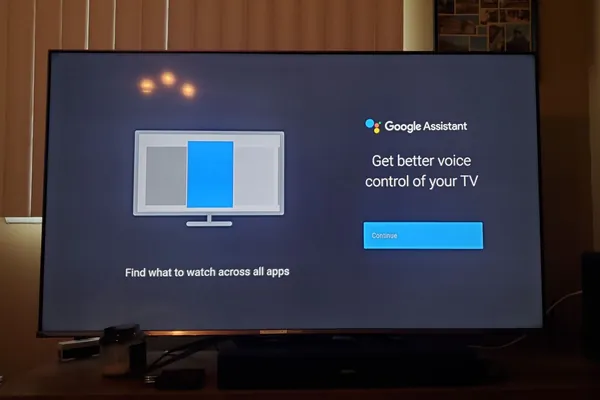 Samsung с марта отключит в своих телевизорах помощника Google Assistant