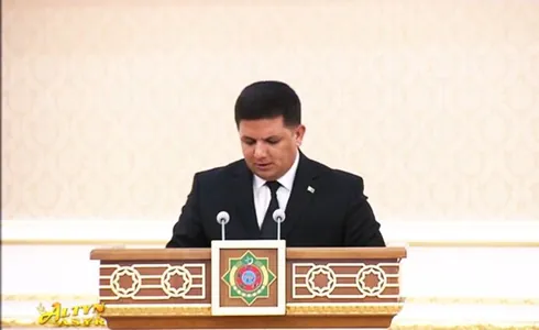 Президент Туркменистана назначил нового министра строительства и архитектуры страны